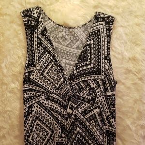 Black and white cotton maxi, sleeveless, size 22W.